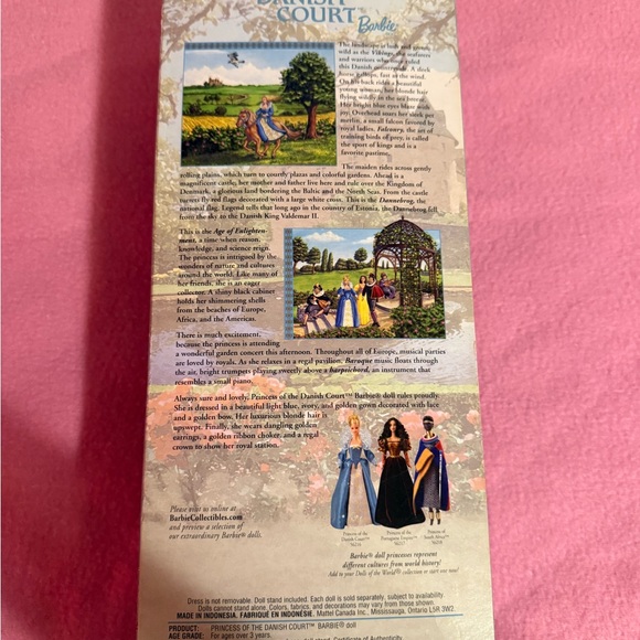 2002 Mattel PRINCESS OF THE DANISH COURT BARBIE Dolls of the World Princess NRFB - Picture 10 of 16